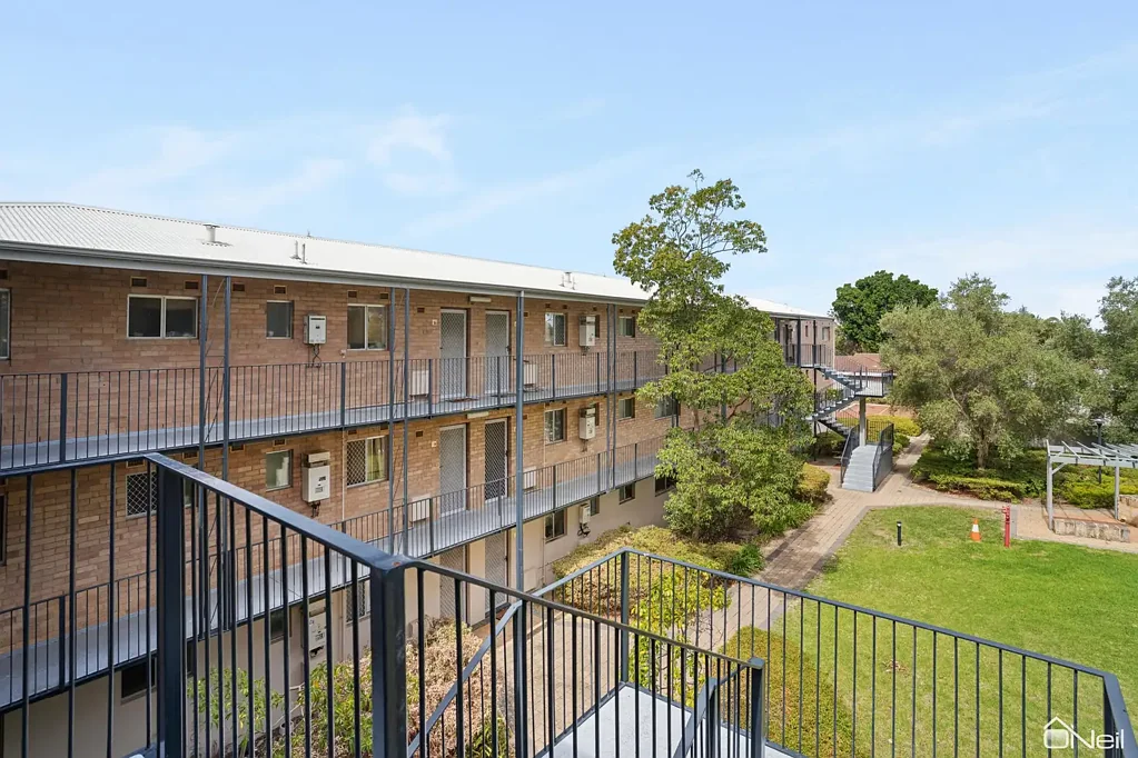 15/15 Friar John Way, Coolbellup, WA 6163