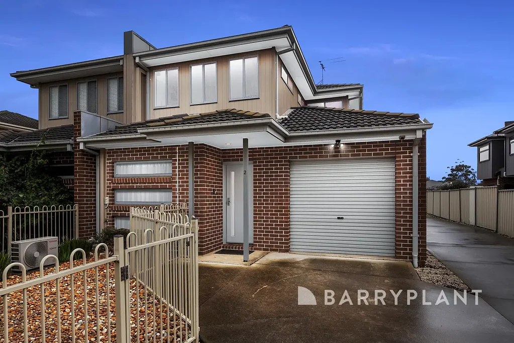 St Albans 3房  Street Frontage, Space & Independence - No Body Corporate