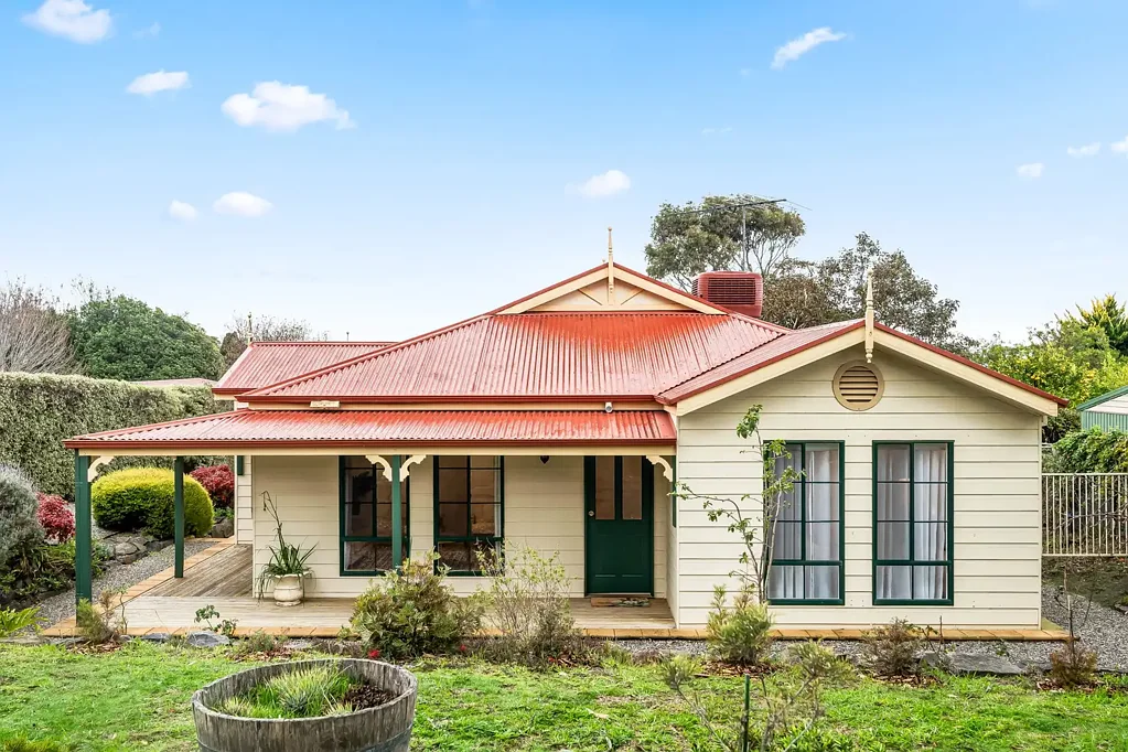 4 Laurie Avenue, Encounter Bay, SA 5211