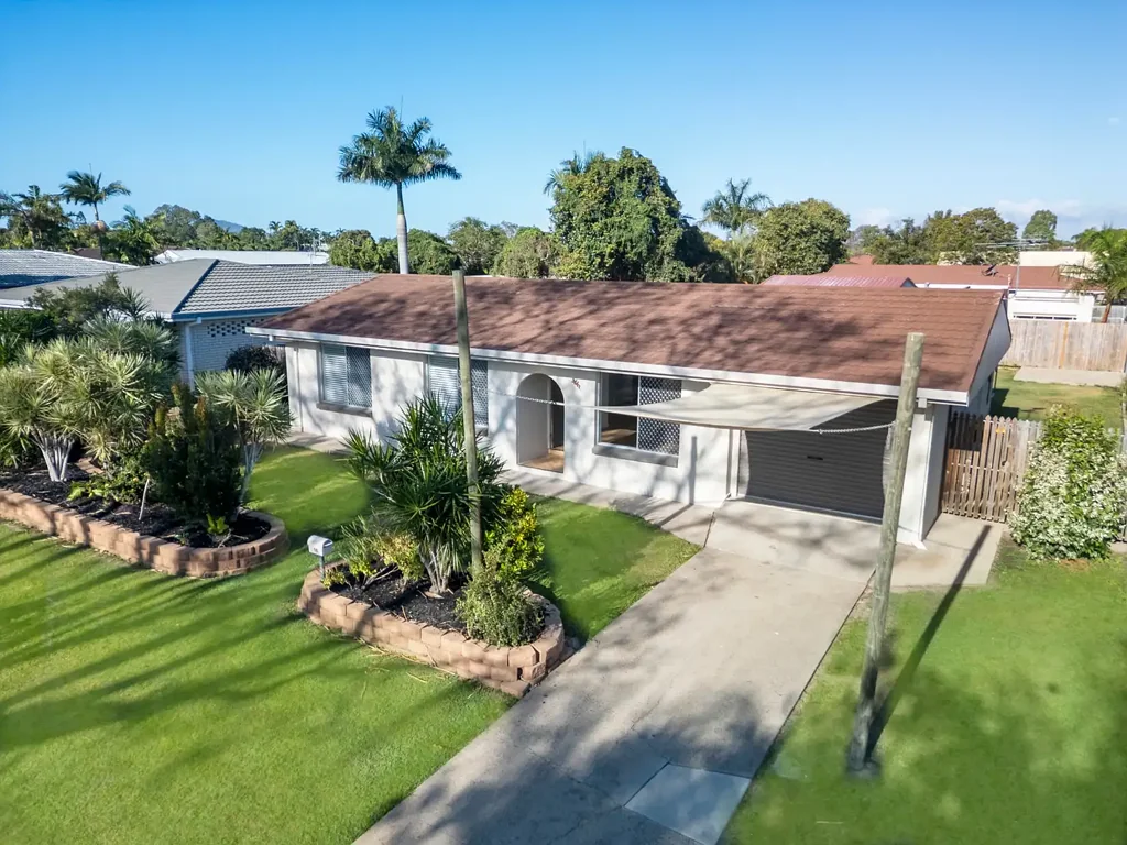 Neat and tidy family home in the Heart of Kirwan
