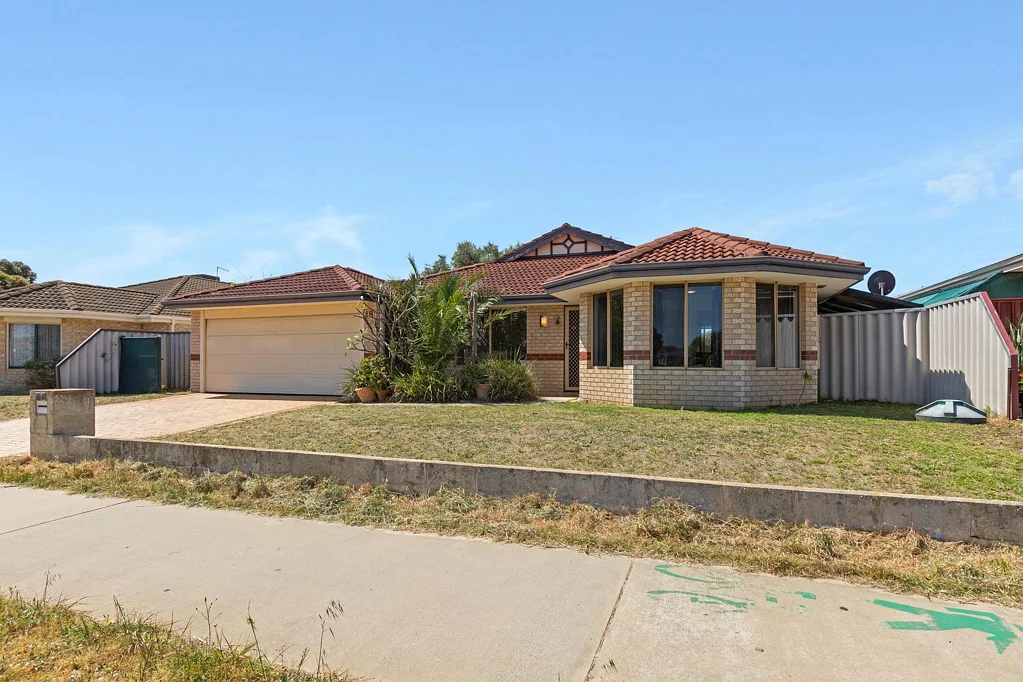 18 Laguardia Loop, Port Kennedy, WA 6172