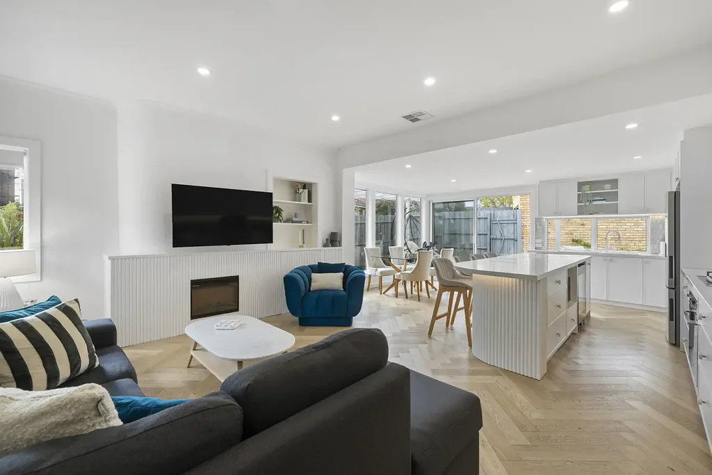 Moorabbin 4غرفة نوم ENTRANCE VIA HILLSTON ROAD 

Stylish Renovation with Luxury Finishes