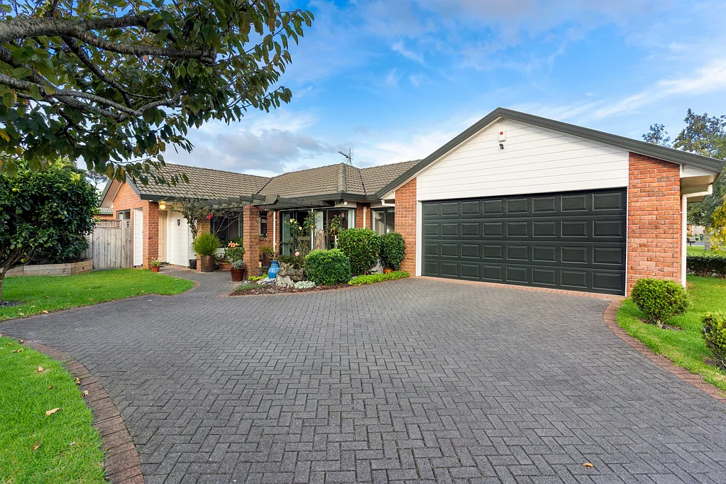 39 Sheriff Place, Randwick Park, Manukau City, Auckland
