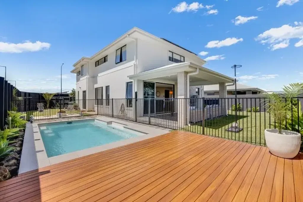 2 Great Keppel Way, Banya, QLD 4551