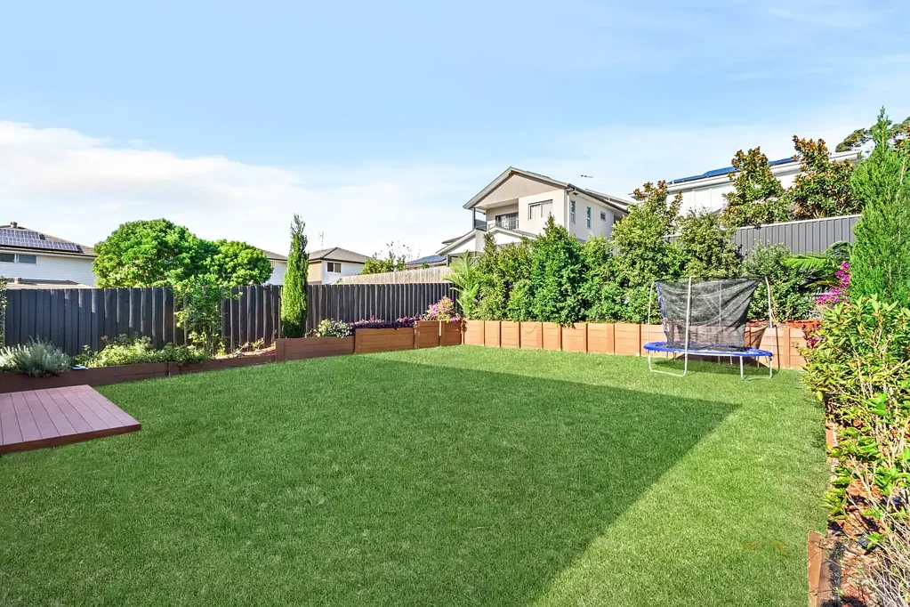 Riverstone 6 Bedroom Park Facing, McDonald Jones 30 sq home in Prime Grantham Farm location!