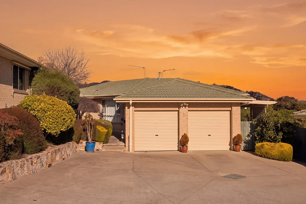 Conder 3房  First home or final move. Zero compromises. One very good view.