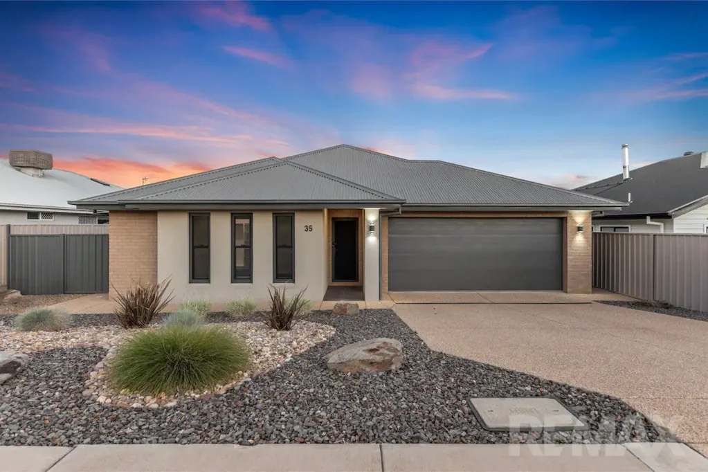 35 Gasnier Loop, Boorooma, NSW 2650