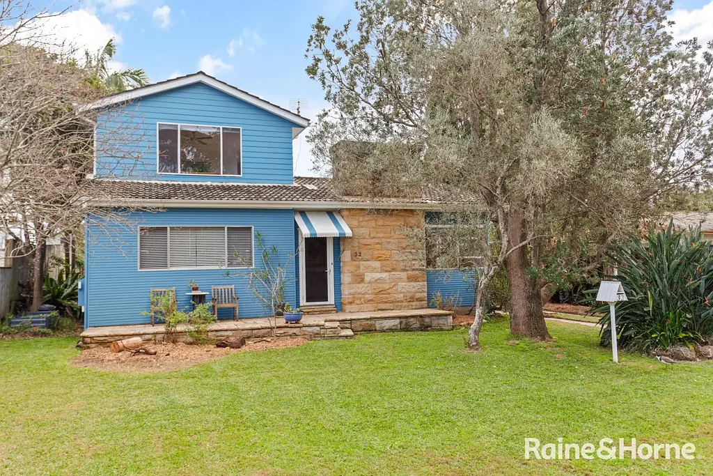 Shoalhaven Heads 4房  A Spacious Coastal Home in a Sought After Location