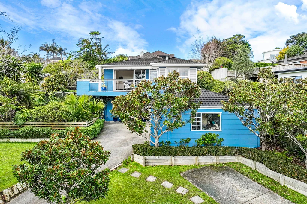 Mairangi Bay 4Moenga Three Top Schools, One Rare Address