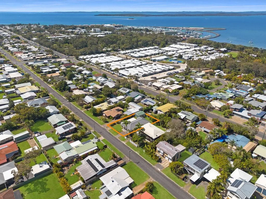 Urangan 3غرفة نوم Fresh & Move-In Ready - Perfect Urangan Location!