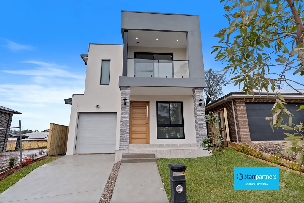 Brand New Stunning 5-Bedroom House in Bradbury