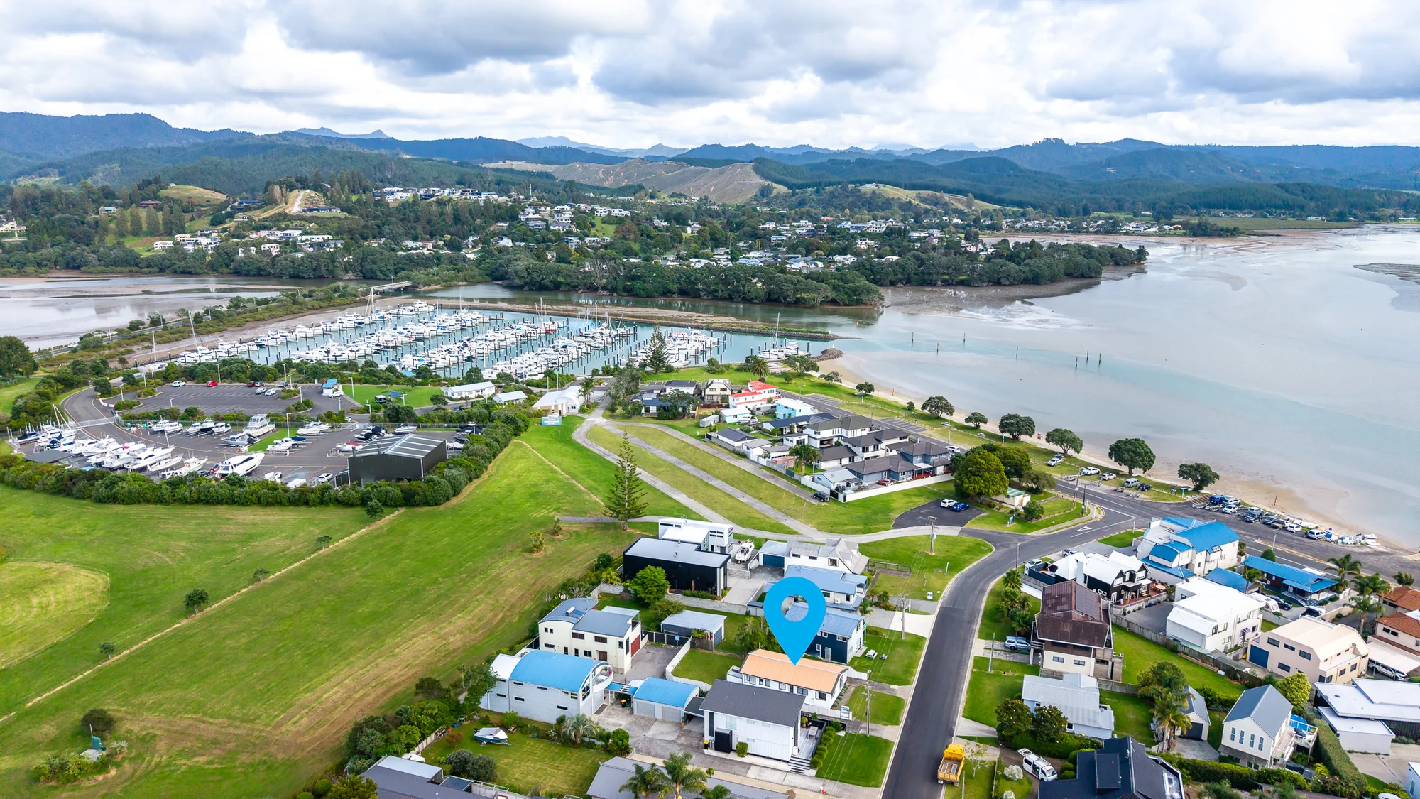 Whangamata 3房  Whangamata Harbour Life