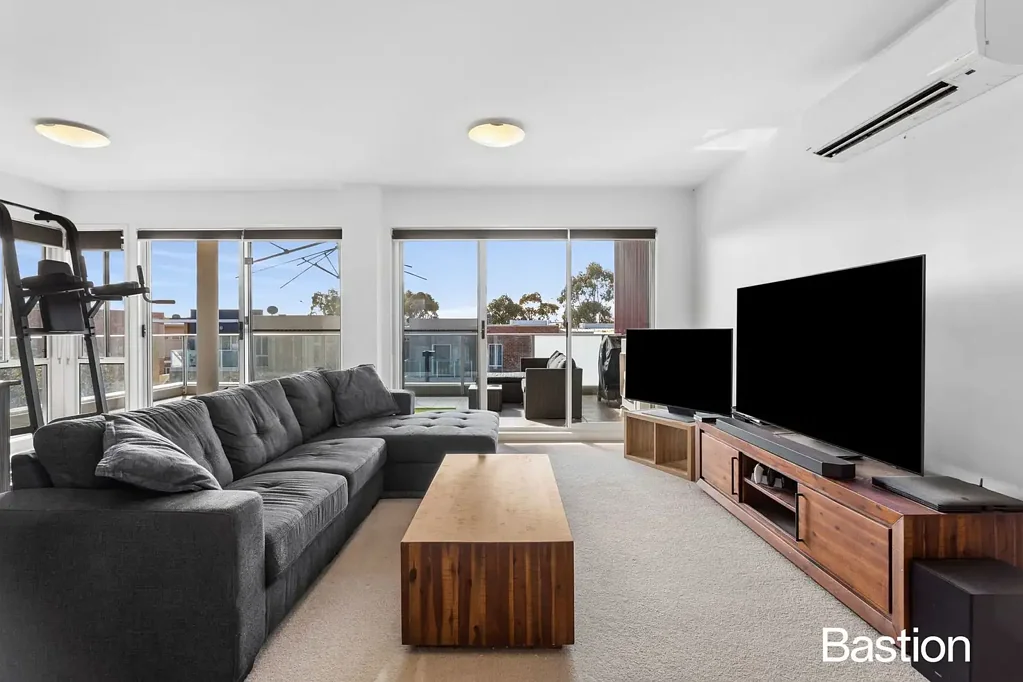 Spacious Two Bedroom in Prime Location!
