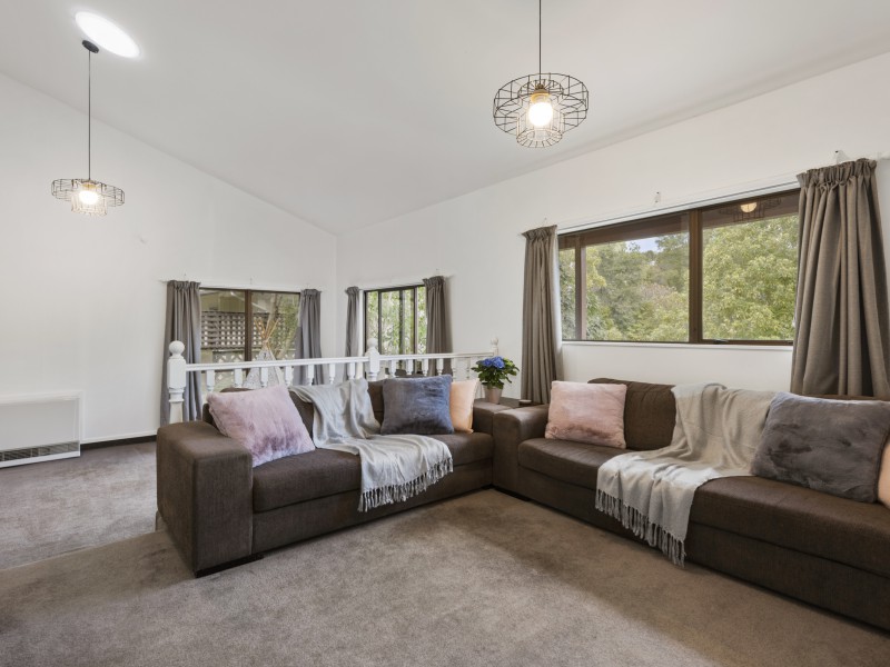 23 Fendalton Crescent, Pinehaven, Upper Hutt, 4 Bedrooms, 2 Bathrooms