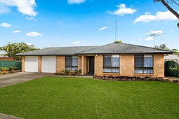 30 Rickard Road, Bossley Park