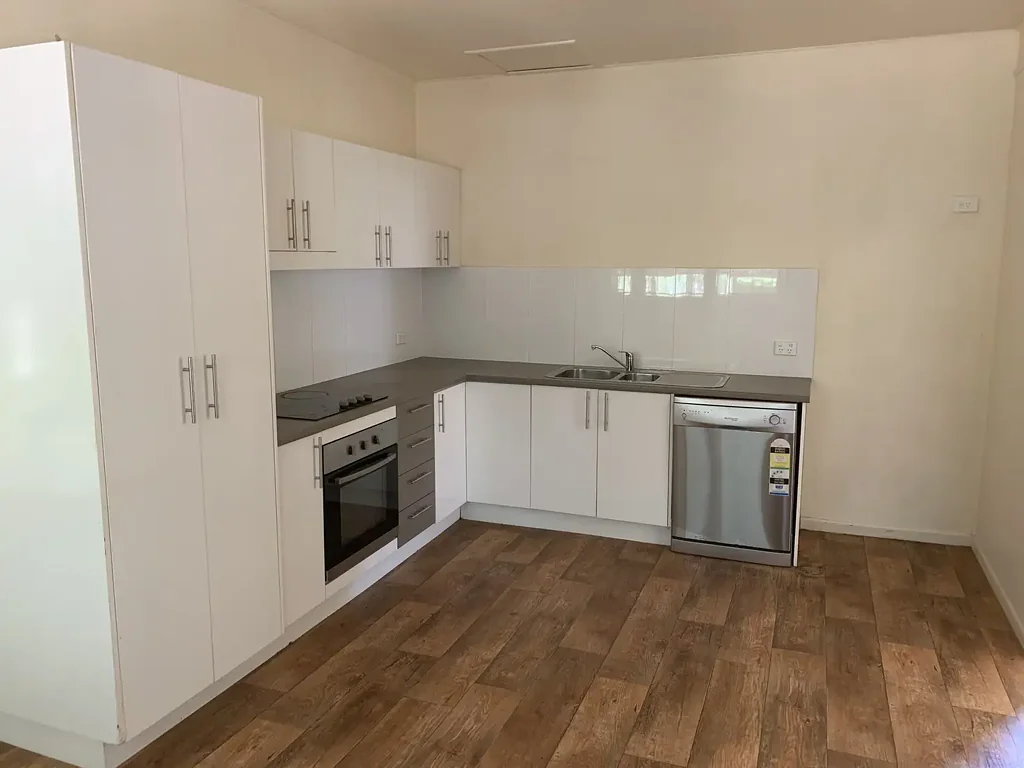 Affordable inner city living - Air conditioning in living & two bedrooms