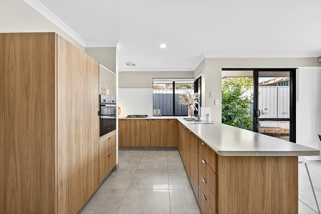 127 Roberts Road, Rivervale, WA 6103