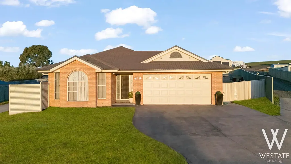 37A Sapphire Crescent, Kelso, NSW 2795