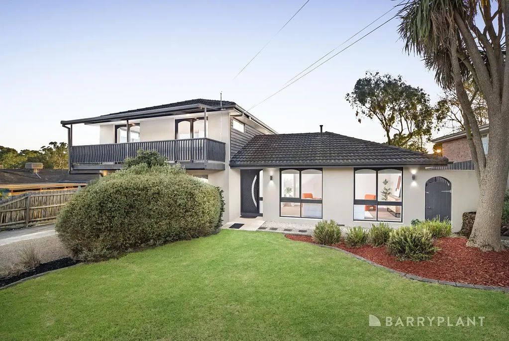 Mooroolbark 4房 精致家庭生活，卓越灵活性 Sophisticated Family Living with Exceptional Flexibility