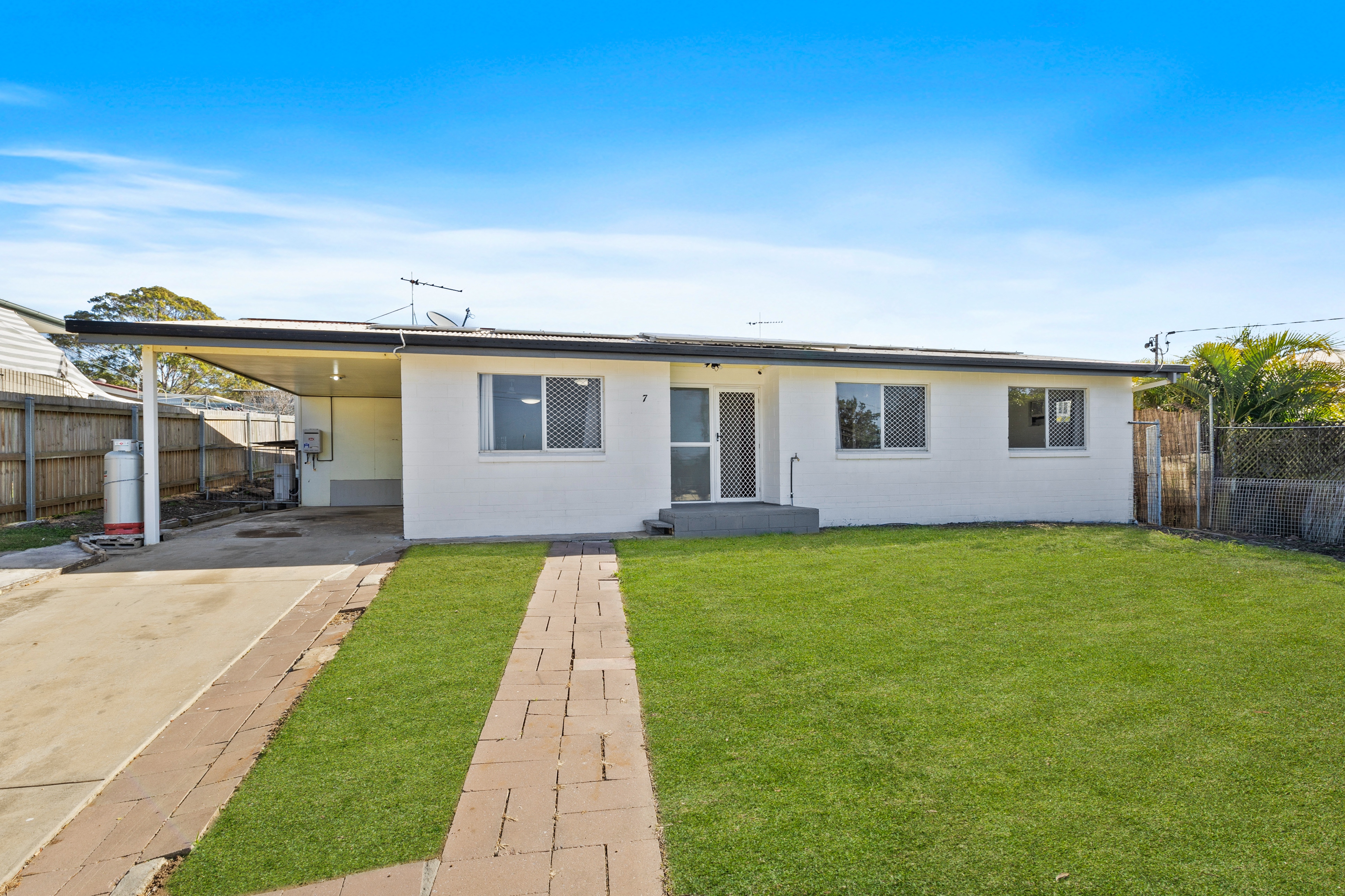 7 WHITING ST, TOOLOOA QLD 4680, 0 Kuwarto, 0 Banyo, House