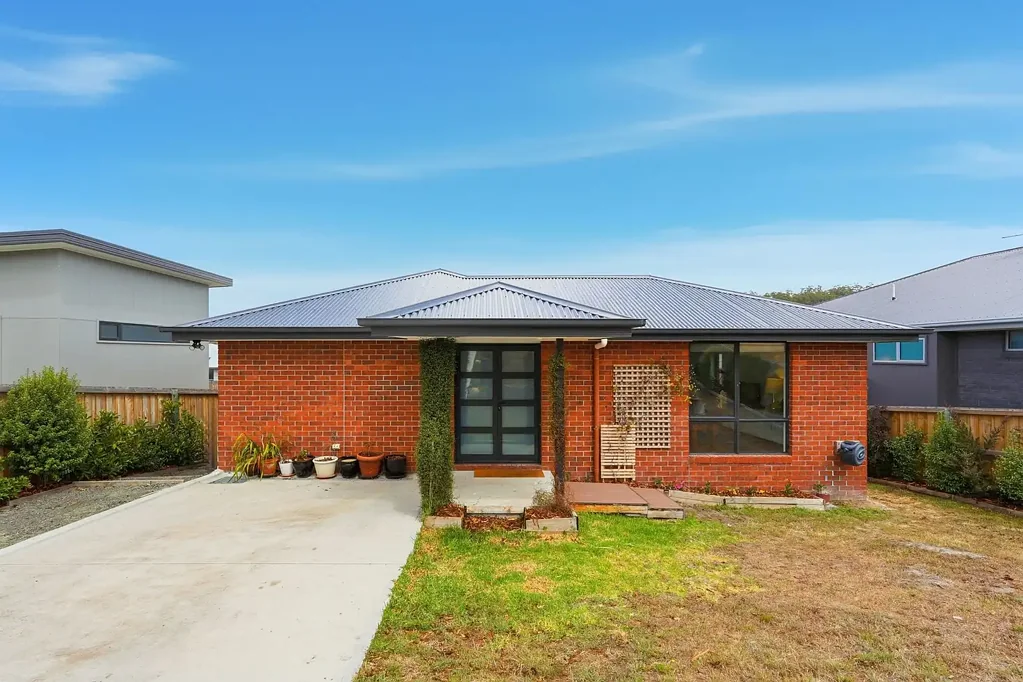 5 Danes Avenue, Rokeby, TAS 7019