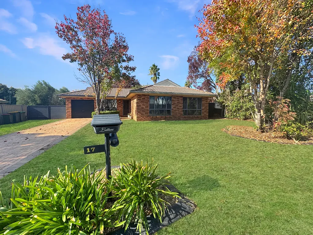 Charming Brick Home in East Dubbo
