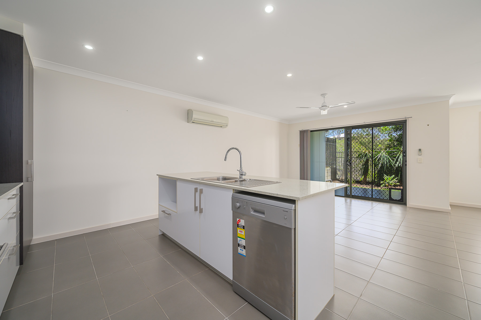 ALTO GLADSTONE UNIT 42 42 GLEN EDEN DR, GLEN EDEN QLD 4680, 0房, 0浴, House