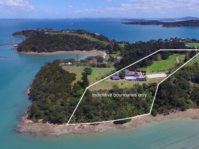 26 Donald Bruce Road, Surfdale, Auckland, 6 ਕਮਰੇ, 4 ਬਾਥਰੂਮ