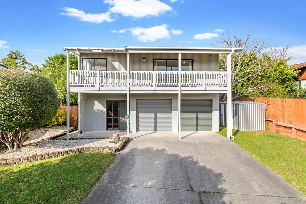 10 Photinia Place, Botany Downs, Manukau City, Auckland