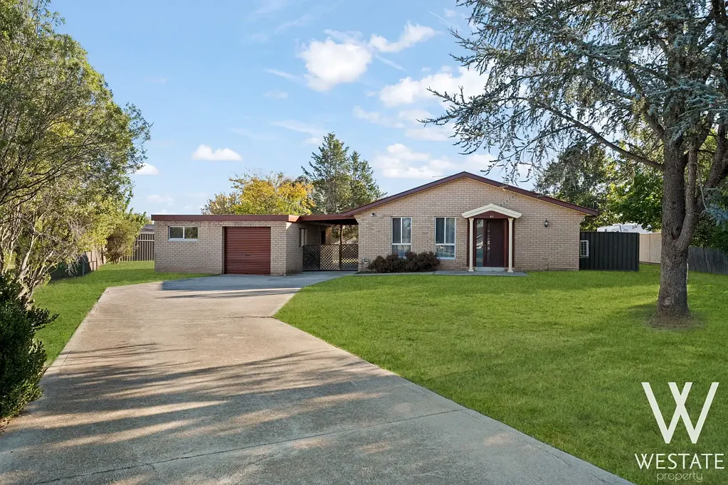 Eglinton 3બેડરૂમ EGLINTON LUXURY: RENOVATED HOME ON 1,646 sqm