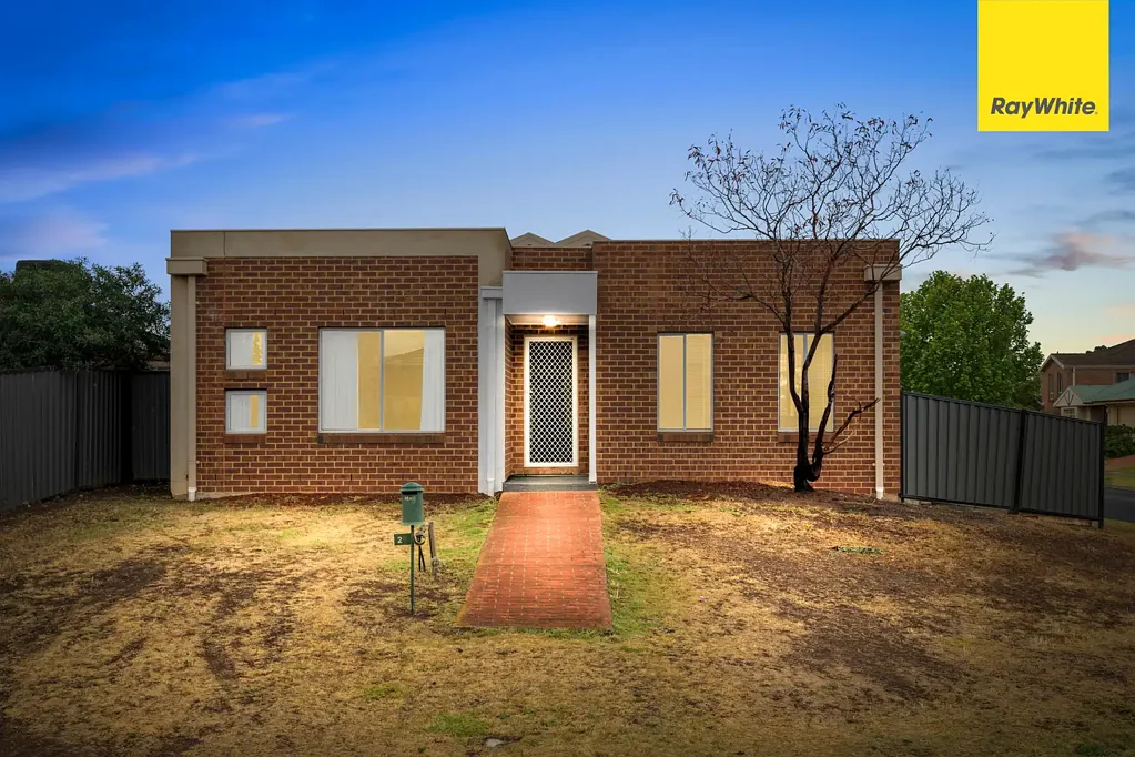 28 Lakewood Boulevard, Melton, VIC 3337