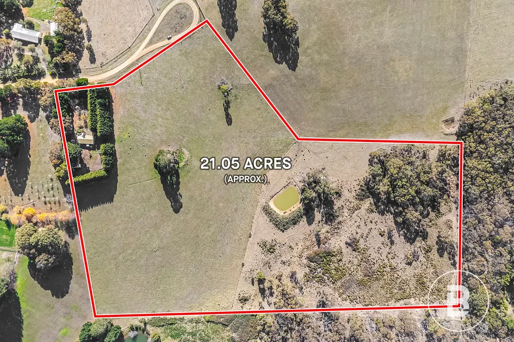 Mount Egerton 21 ACRES IN HIGHLY SOUGHT AFTER MELBOURNE SIDE LOCATION - ENDLESS POSSIBILITIES HERE.