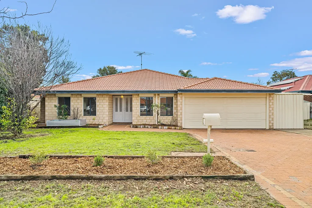 Pinjarra 5房  Where family living meets country charm.