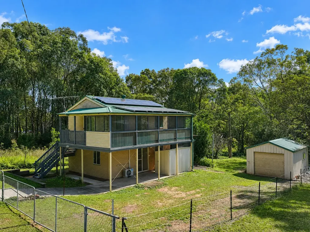 Two-Storey Home in a Peaceful Island Location