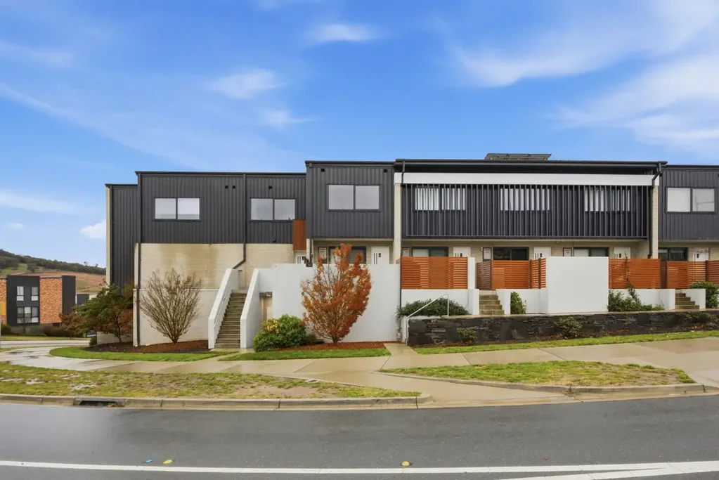Denman Prospect 3침실 Mountain Views, Timber Flooring & Dedicated Study – A Lifestyle You’ll Love