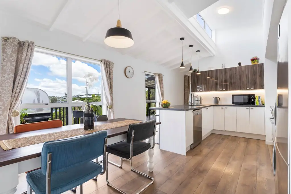 Torbay 3Kwarto Priced to sell at $1,129,000