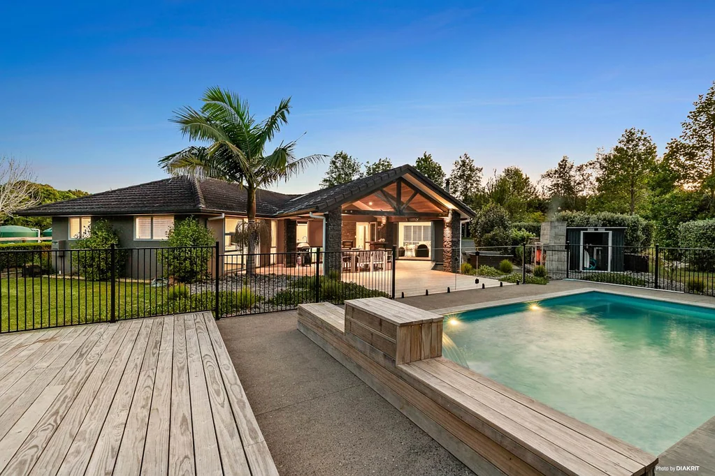 Patumahoe 6ห้องนอน Luxe Dream Lifestyle Premium Location