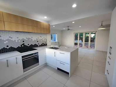24 Tyrian, Half Moon Bay, Auckland
