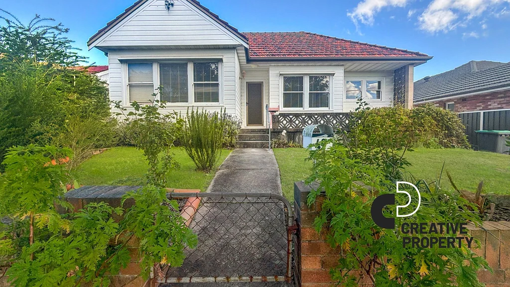 NEAT & COMFORTABLE TWO BEDROOM HOME
