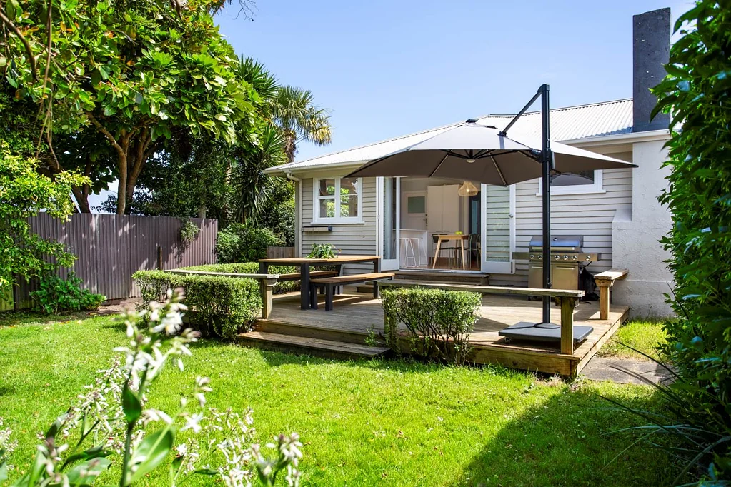 21 Wairau Avenue, Avondale, Auckland City, Auckland
