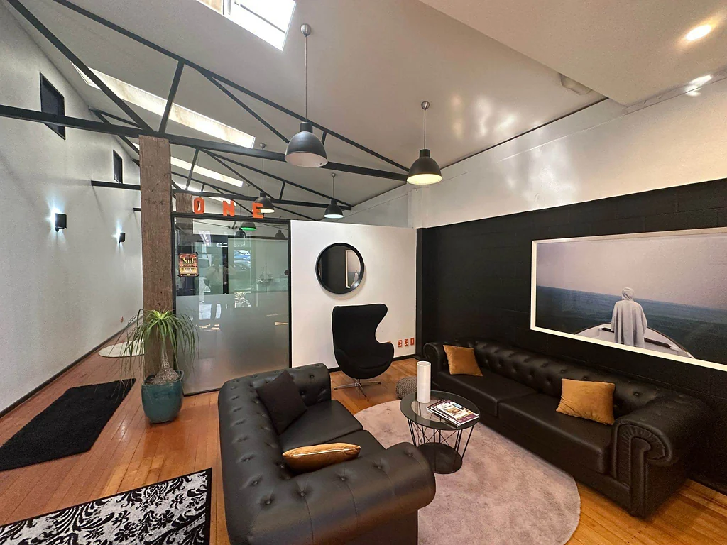 Newton OFFICE / WAREHOUSE WITH EIGHT CAR PARKS