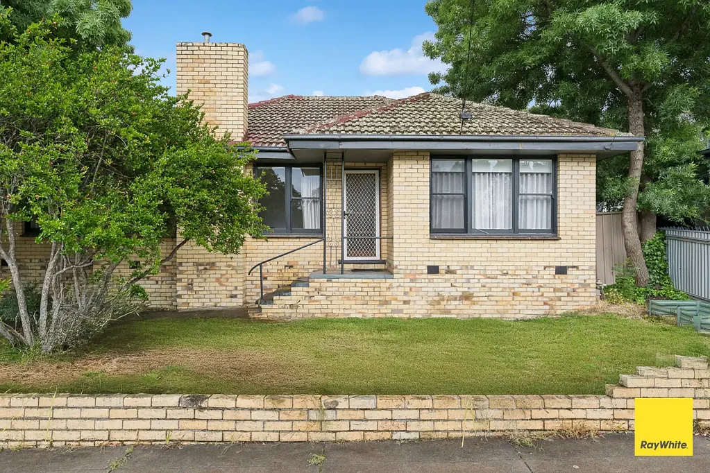 122 Mackenzie Street West, Golden Square, VIC 3555