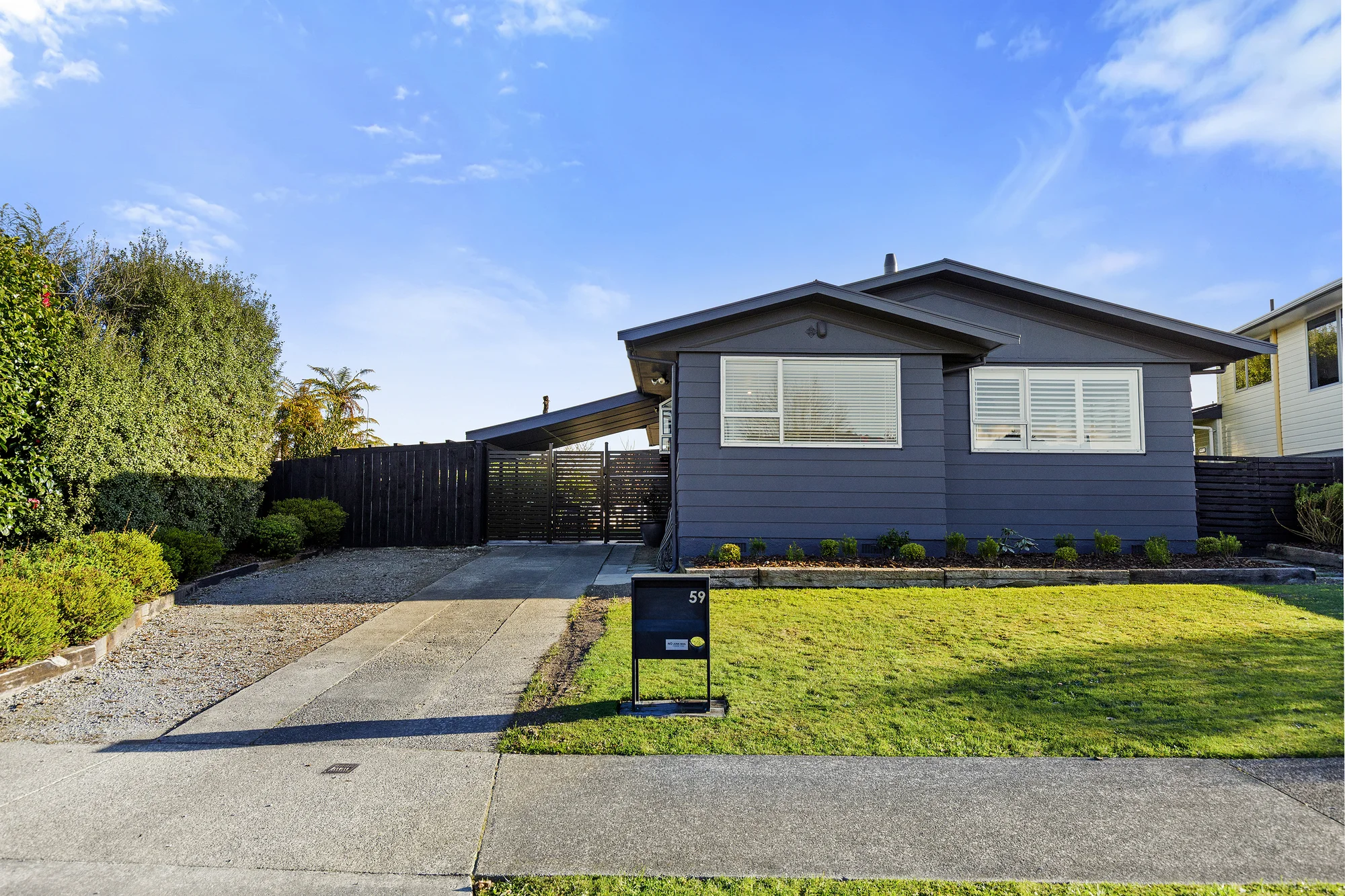Totara Park 4 Bedroom Picture perfect on Pasadena