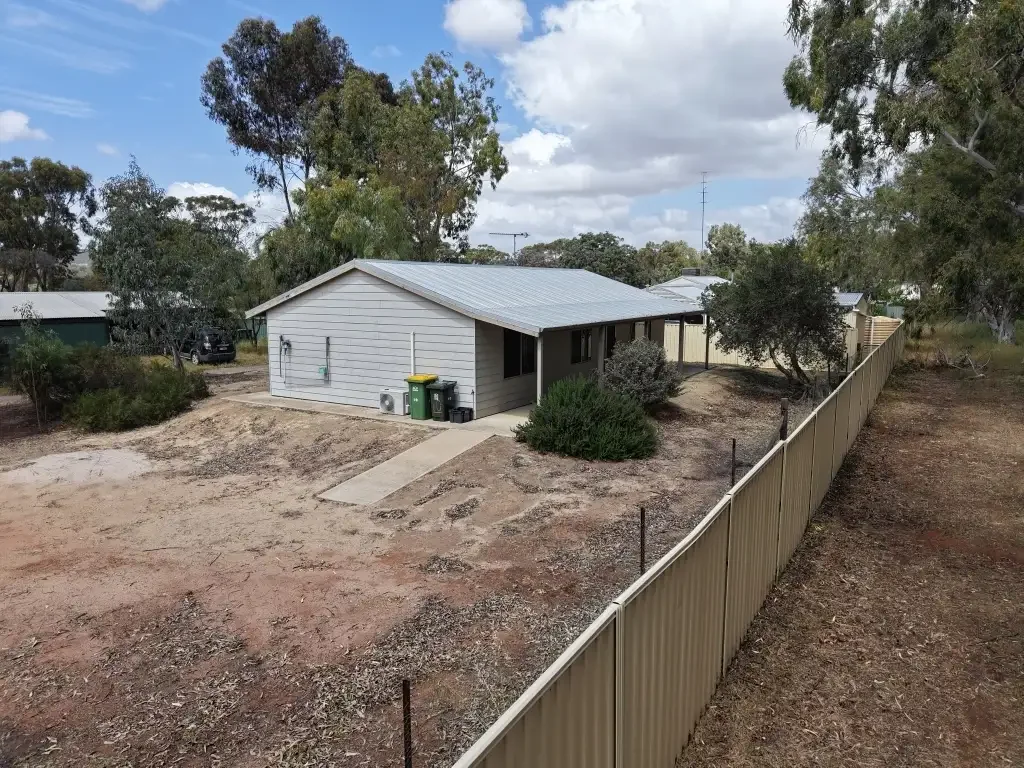10/2 Eighth Road, York, WA 6302