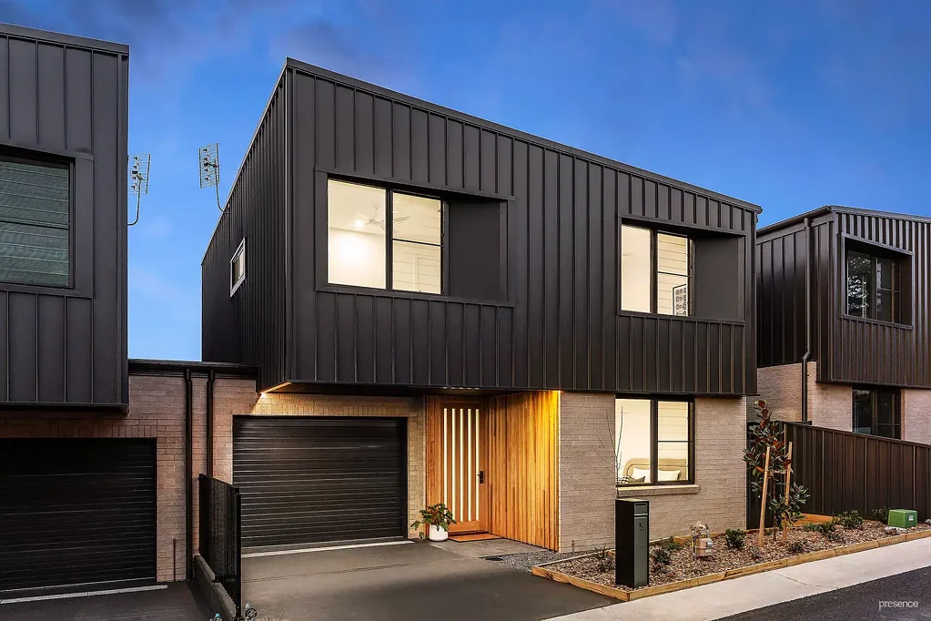 5 Regent Lane, New Lambton, NSW 2305