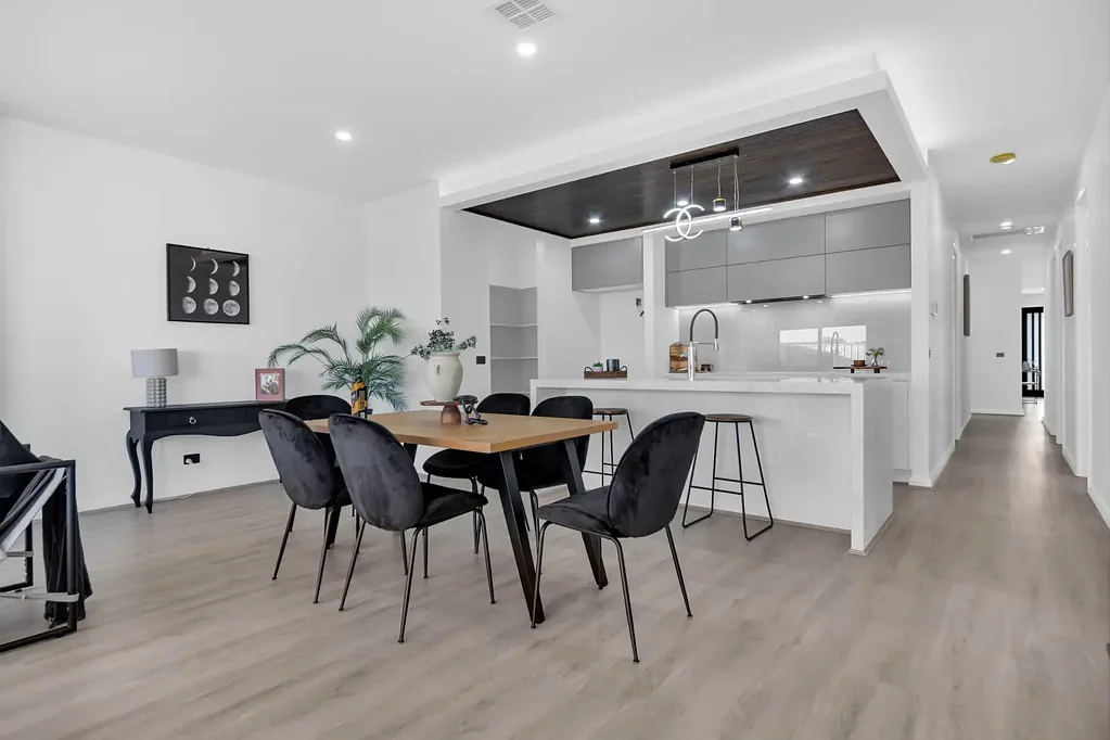Lara 4chambre 🏡 Modern Family Living in the Heart of Lara with premium inclusions!