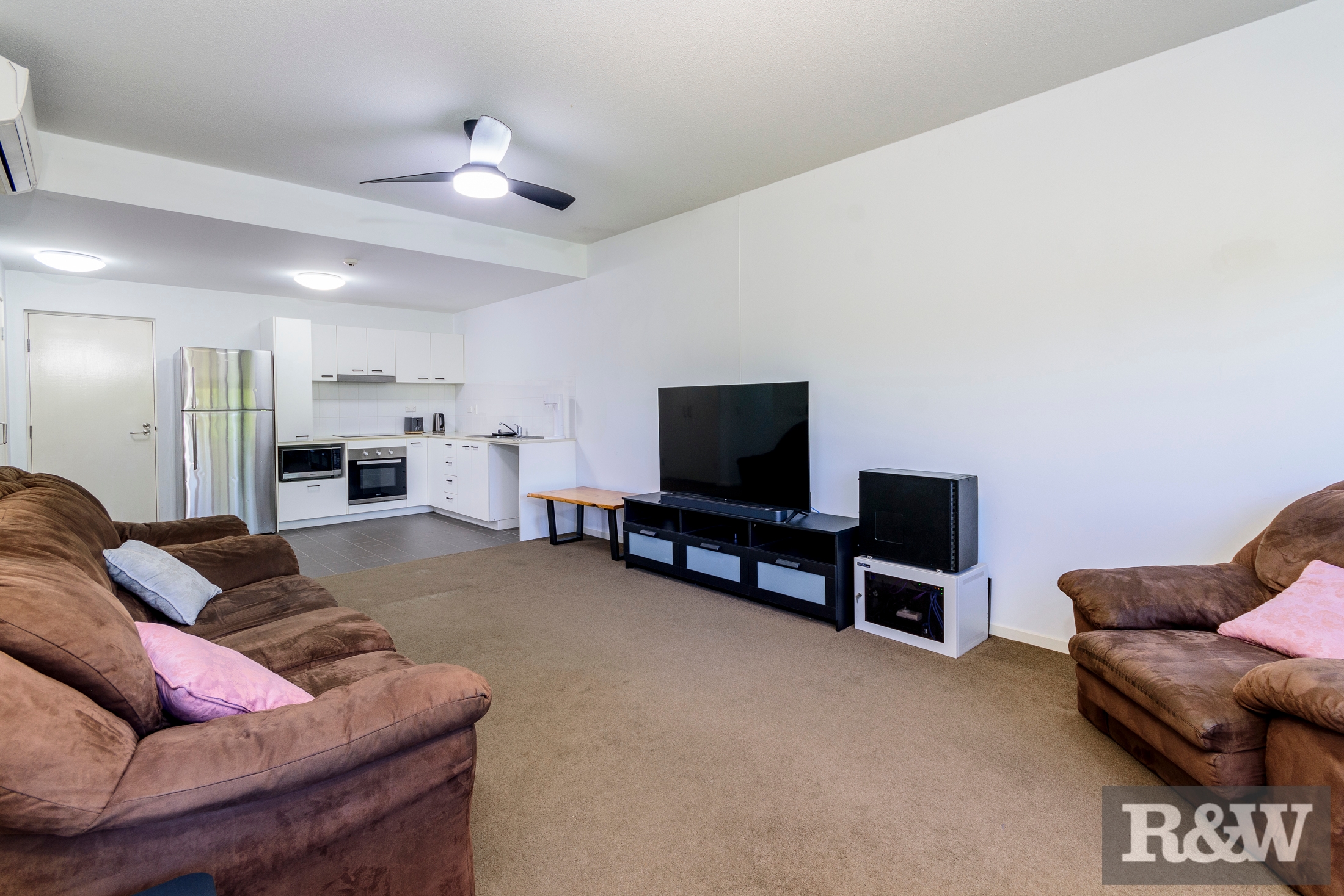 UNIT 7 60-66 ELLIOTT ST, CABOOLTURE QLD 4510, 0 Schlafzimmer, 0 Badezimmer, Unit