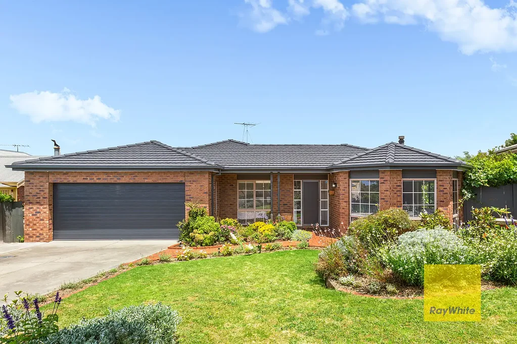 Highton 4chambre Discover the Perfect Family Retreat in Highton