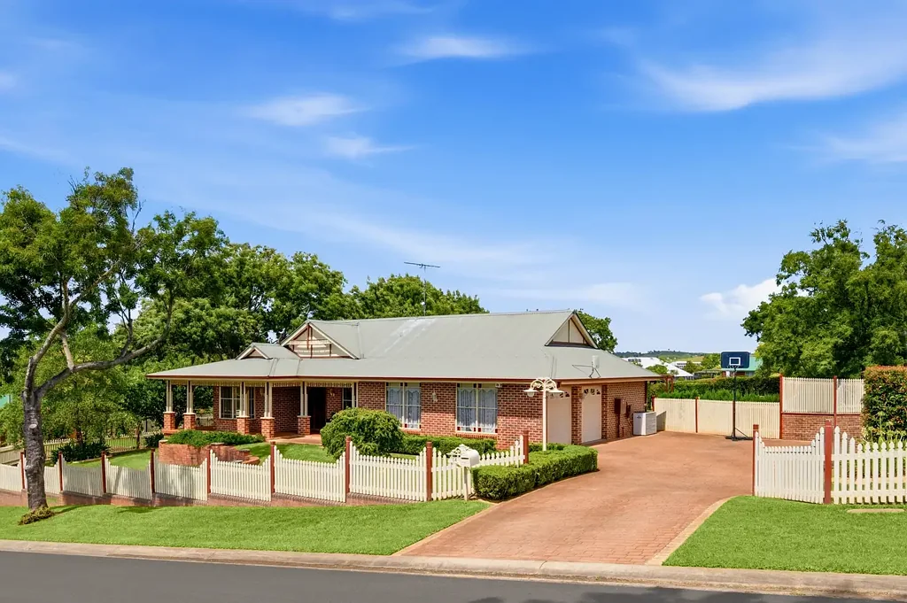 14 St James Avenue, Menangle, NSW 2568