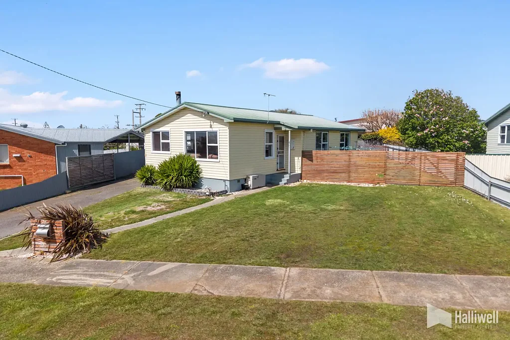 30 Waniora Street, Devonport, TAS 7310